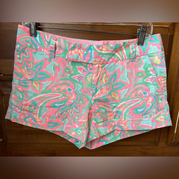 Lilly Pulitzer shorts “Make a Splash” pattern. - Picture 2 of 5